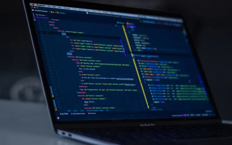 Palantir Allegedly Hacked: AI Agent Gains Wild Super-User Powers
