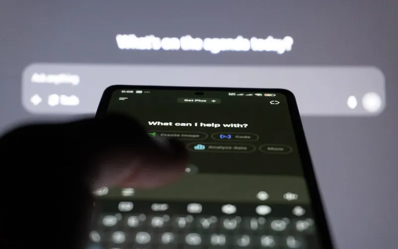 Anthropic Is Ghosting Users, 100B Parameters on One GPU